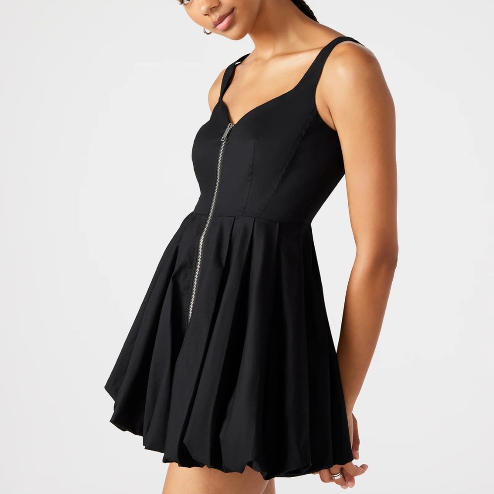 Steve MaddenWomen's Haiden Bubble-Hem Fit & Flare Black Dress Size M